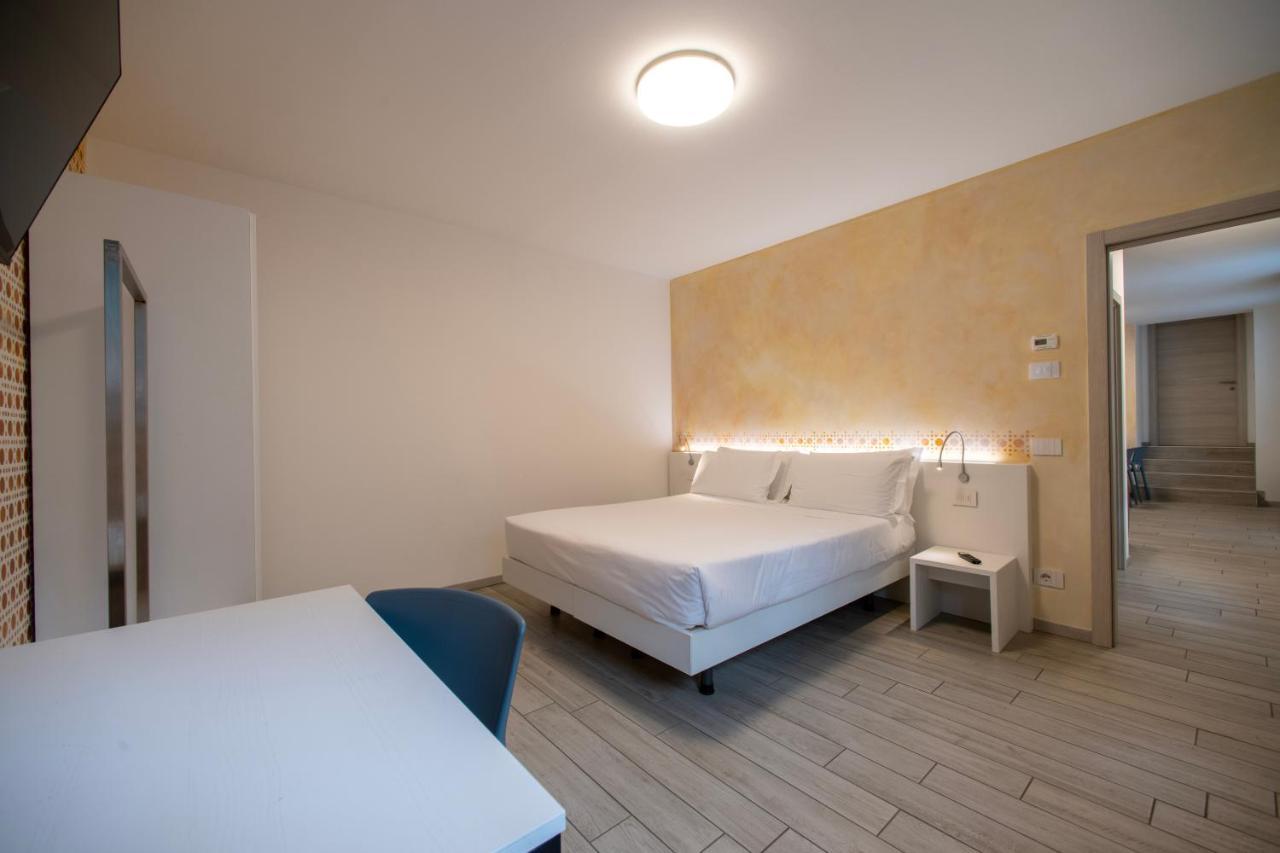 Cityu - Grazioli 27 Trento Centro Con Parcheggio Privato Gratuito 외부 사진