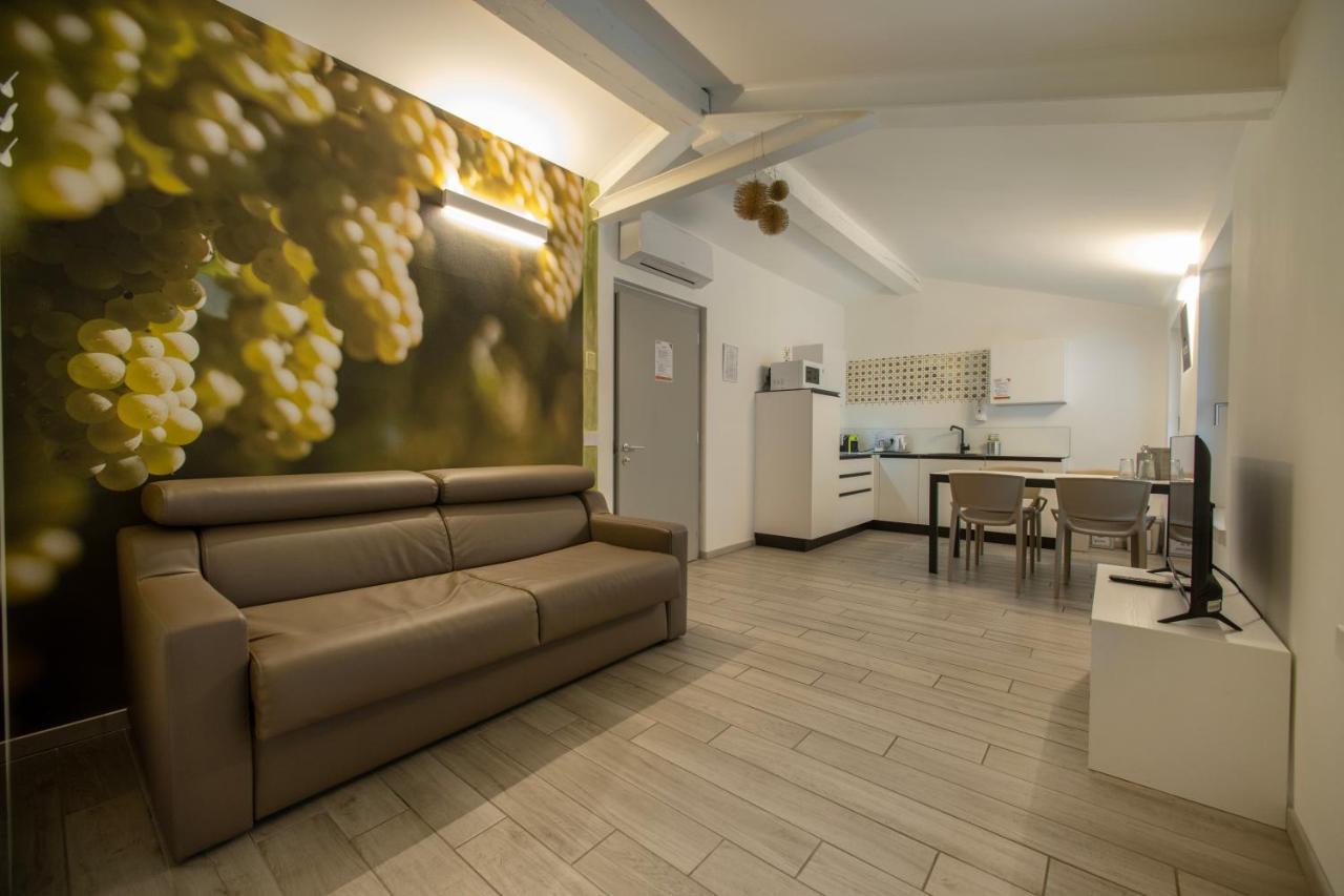 Cityu - Grazioli 27 Trento Centro Con Parcheggio Privato Gratuito 외부 사진